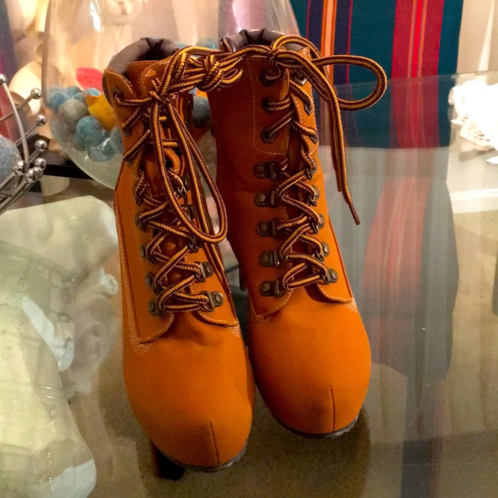 High Heeled Hikin